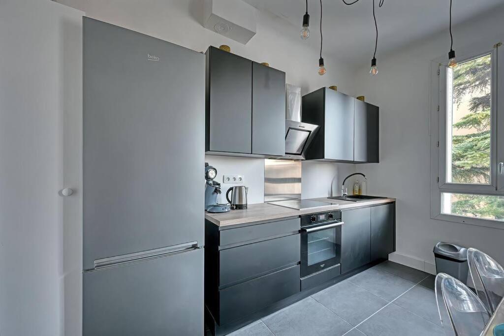 The Rooftop - Ac Clim - Wi-Fi - Parking Gratuit Dans La Rue Avignone Esterno foto