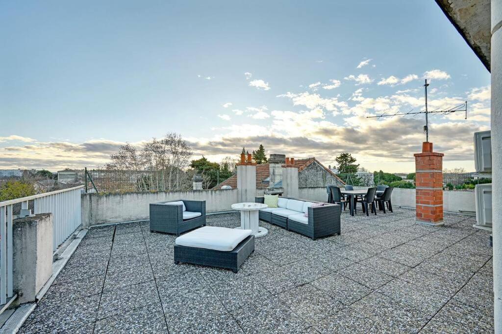 The Rooftop - Ac Clim - Wi-Fi - Parking Gratuit Dans La Rue Avignone Esterno foto